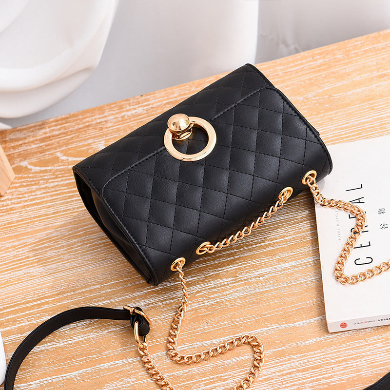 Small  Fashion Chain Rhombus Casual All-match  Ladies Trendy Messenger Bag