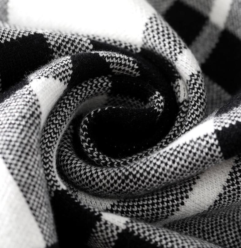 Cashmere Plaid Long Men's Scarf With Neck