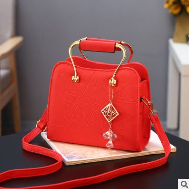 new fashion Korean version of the ladies handbag small bag female shoulder diagonal package