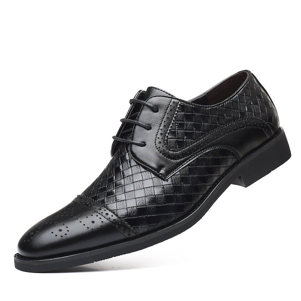 Fall New European Style British Large Size Men's Shoes Woven Fashion Brooch Carved Men's Formal Leather shoes