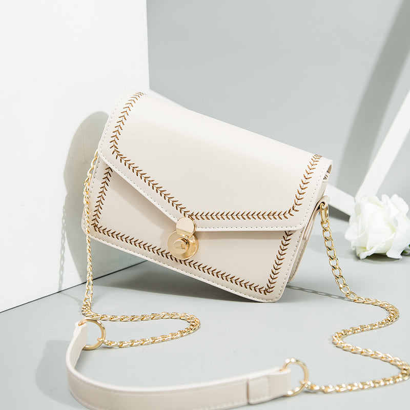 Ladies' New Trendy All-match Chain Messenger Bag