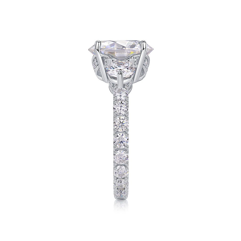 Three-diamond Shining - Set With Top-quality 5-carat Moissanite S925 Silver And Platinum-plated Diamond Wedding Ring. The Ring Can Be Inspected With A Diamond Pen