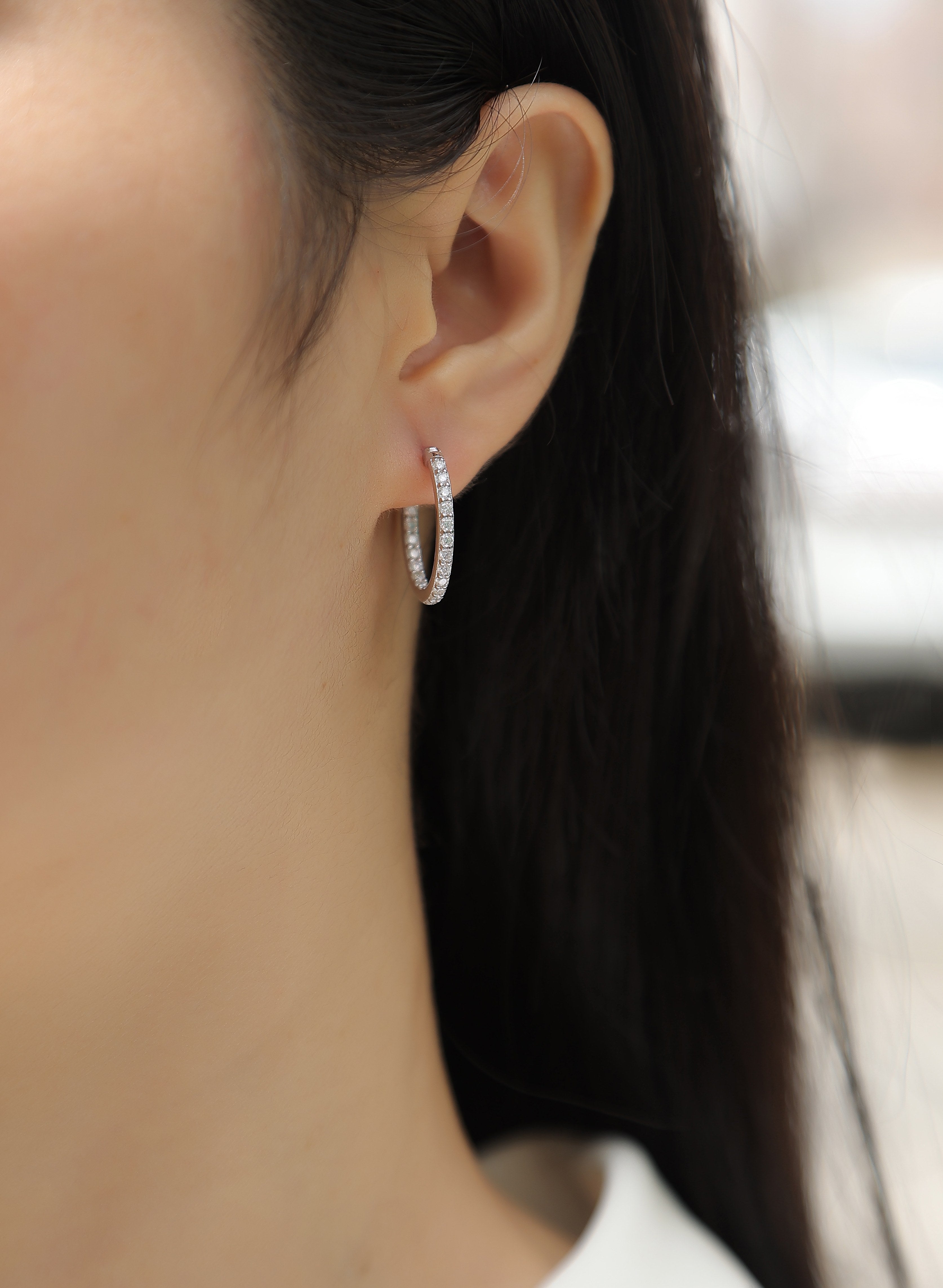 Flowing Light - Earrings Set With Top-quality Moissanite S925 Silver And Platinum-plated Stud Earrings, A Fashionable And Trendy Accessory, Can Be Detected By A Diamond Pen In Yellow Gold And Rose Gol