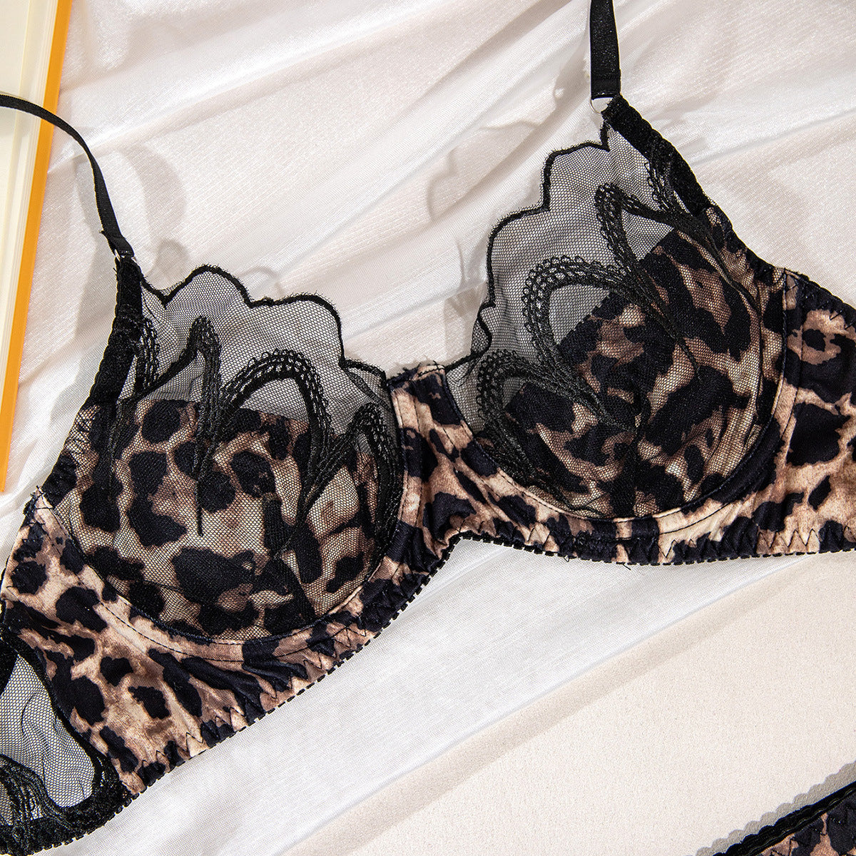 Lace Leopard Bra Comfort Pure Desire Suit