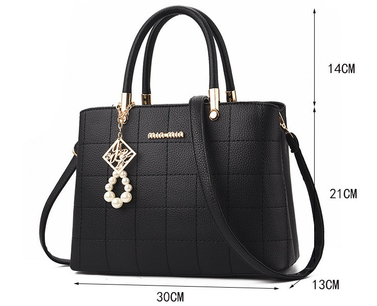 Simple and versatile ladies one shoulder messenger bag