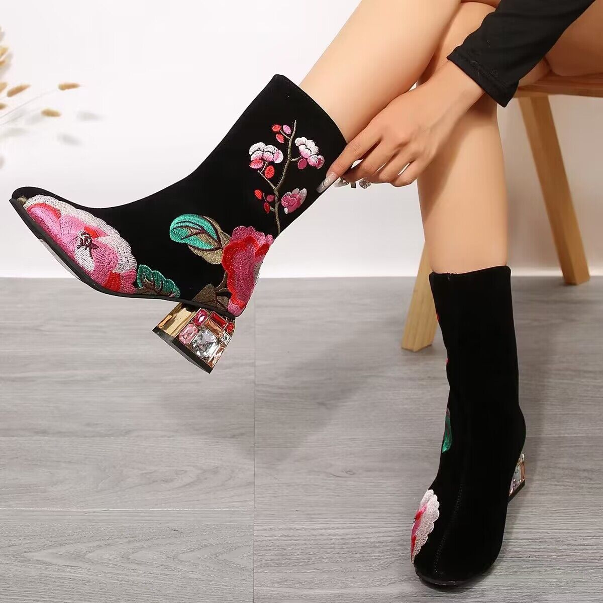 Flower Mid-calf Winter Boots