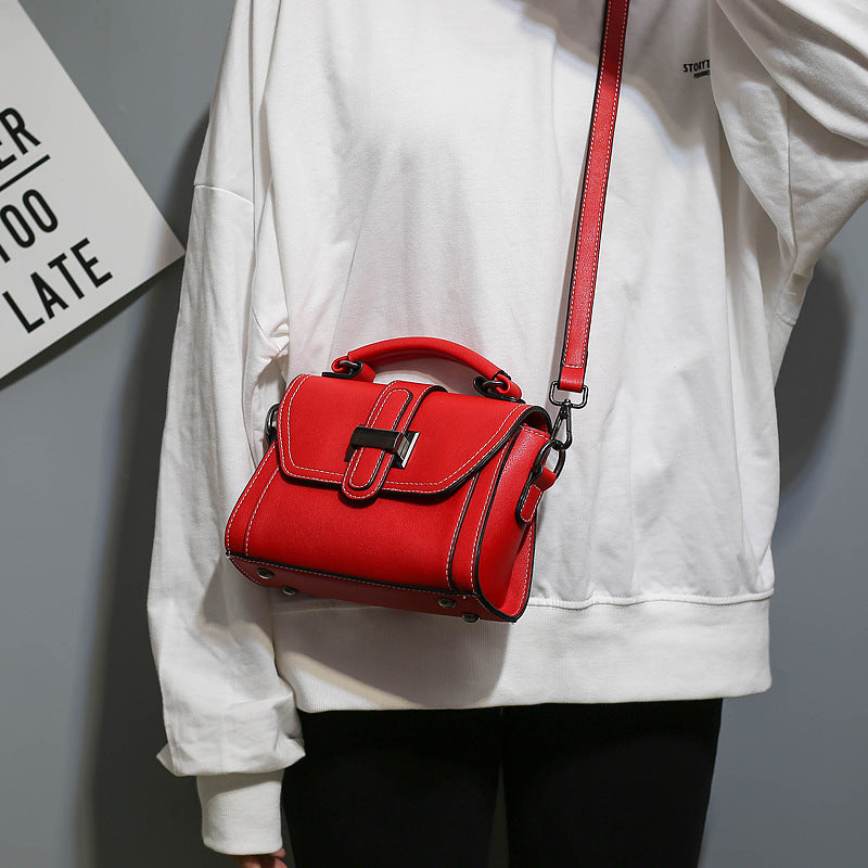 New small bag Korean version of women's ladies handbag bag female shoulder portable Messenger small square bag