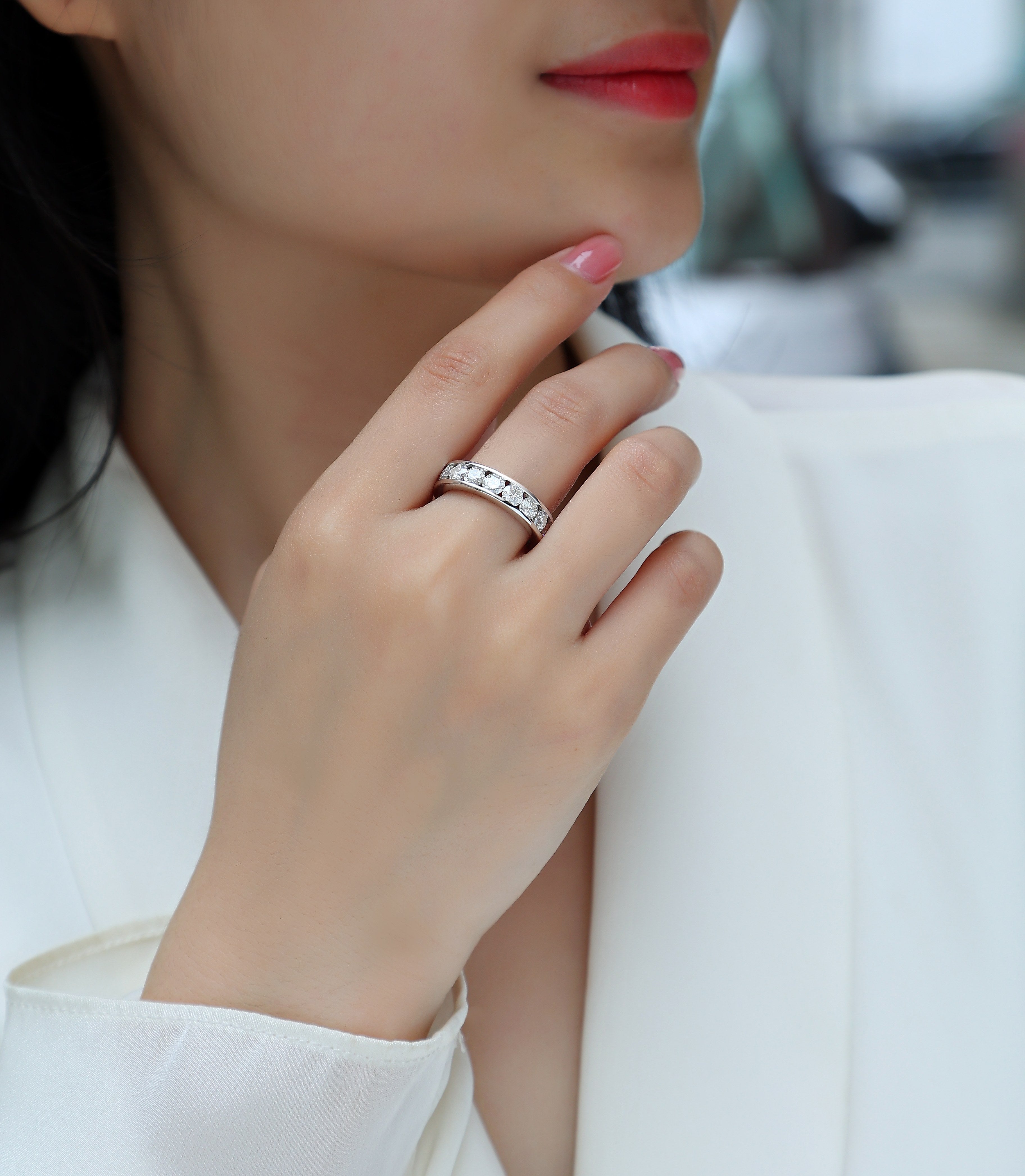 Large Star Ring - Set With Top-quality Moissanite S925 Silver And Platinum-plated Diamond Wedding Ring. The Ring Can Be Inspected With A Diamond Pen