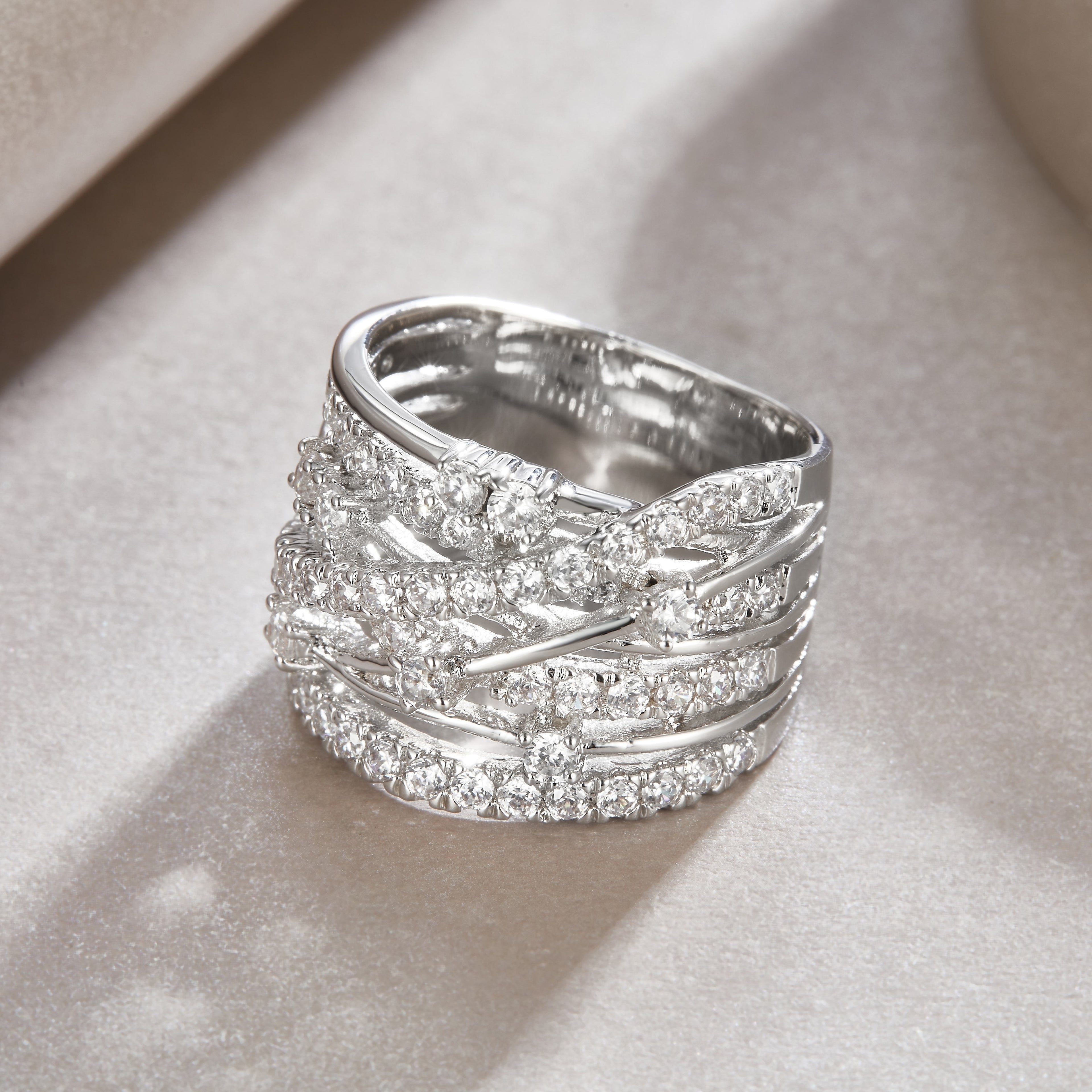 Starry Sky Boat - Set With Top-quality Moissanite S925 Silver And Platinum-plated Diamond Wedding Ring. The Ring Can Be Tested With A Diamond Pen In Gold And Rose Gold