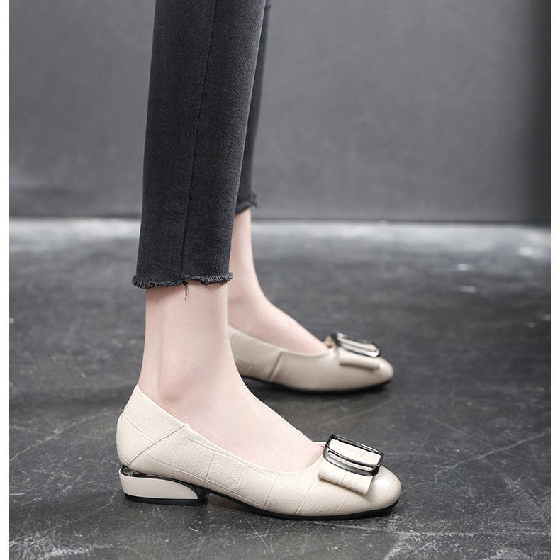 Flat Thick Low Heel Shallow Mouth leather