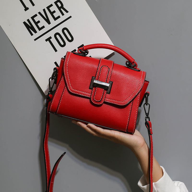 New small bag Korean version of women's ladies handbag bag female shoulder portable Messenger small square bag