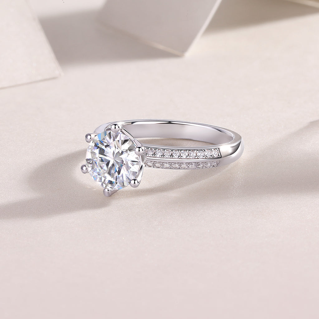 Happiness Like A Flower - A Wedding Ring Set With 1-carat Top-quality Moissanite S925 Silver And Platinum-plated Diamond. The Ring Can Be Tested With A Diamond Pen