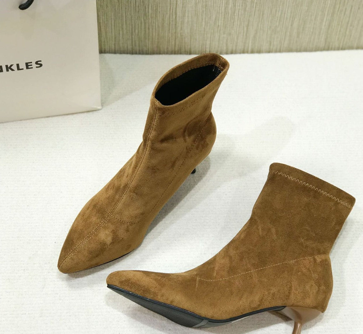Small Ankle Boots Pointed Toe Fashion Boots Martin Boots