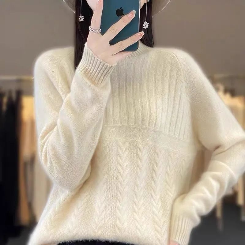 Loose-fitting Women's Turtleneck Base Sweater For Outerwear