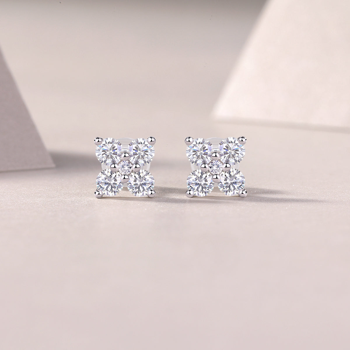 Sweetheart French - Fashionable And Luxurious Diamond Jewelry Set With Moissanite S925 Sterling Silver And Platinum-plated Stud Earrings