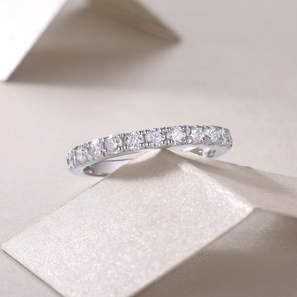 Parallel World - A Wedding Ring Set With Top-quality Moissanite S925 Silver And Platinum-plated Diamond Can Be Tested With A Diamond Pen. The Ring Is In Gold And Rose Gold