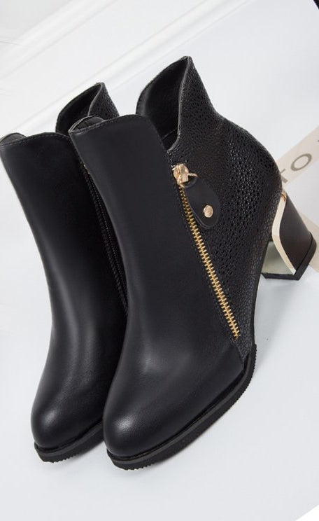 Pointed Mid-heel Martin Boots