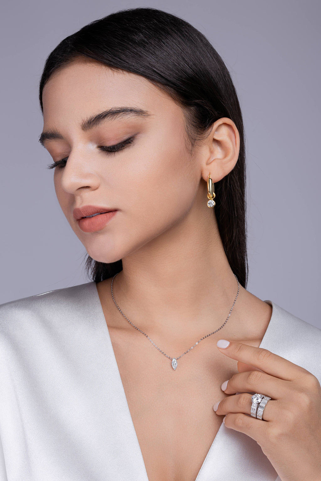 Morning Light Eye - A Fashionable And Trendy Necklace Pendant Set With Top-quality Moissanite S925 And Silver Plated With Gold Can Be Tested With A Diamond Pen