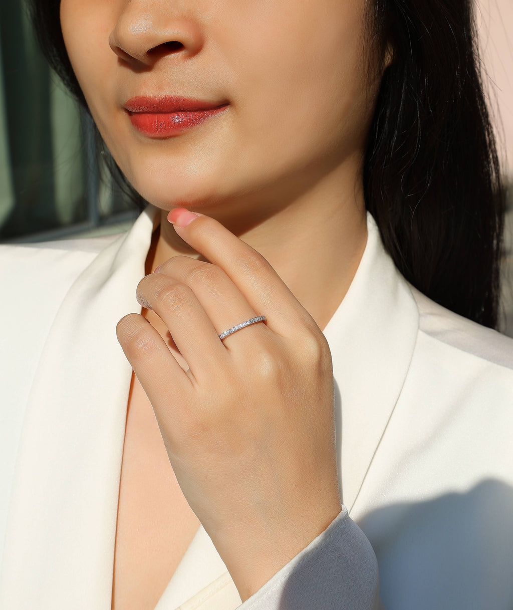 Embrace - A Wedding Ring Set With Top-quality Moissanite S925 Silver And Platinum-plated Diamond Can Be Inspected With A Diamond Pen