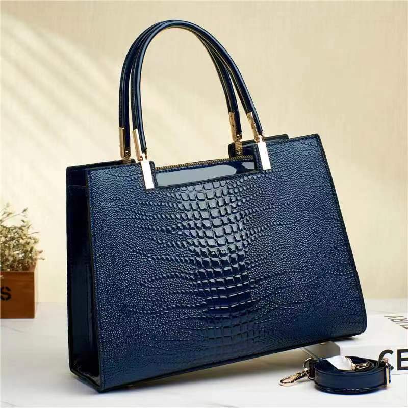Crocodile Pattern Shoulder Crossbody Handbag