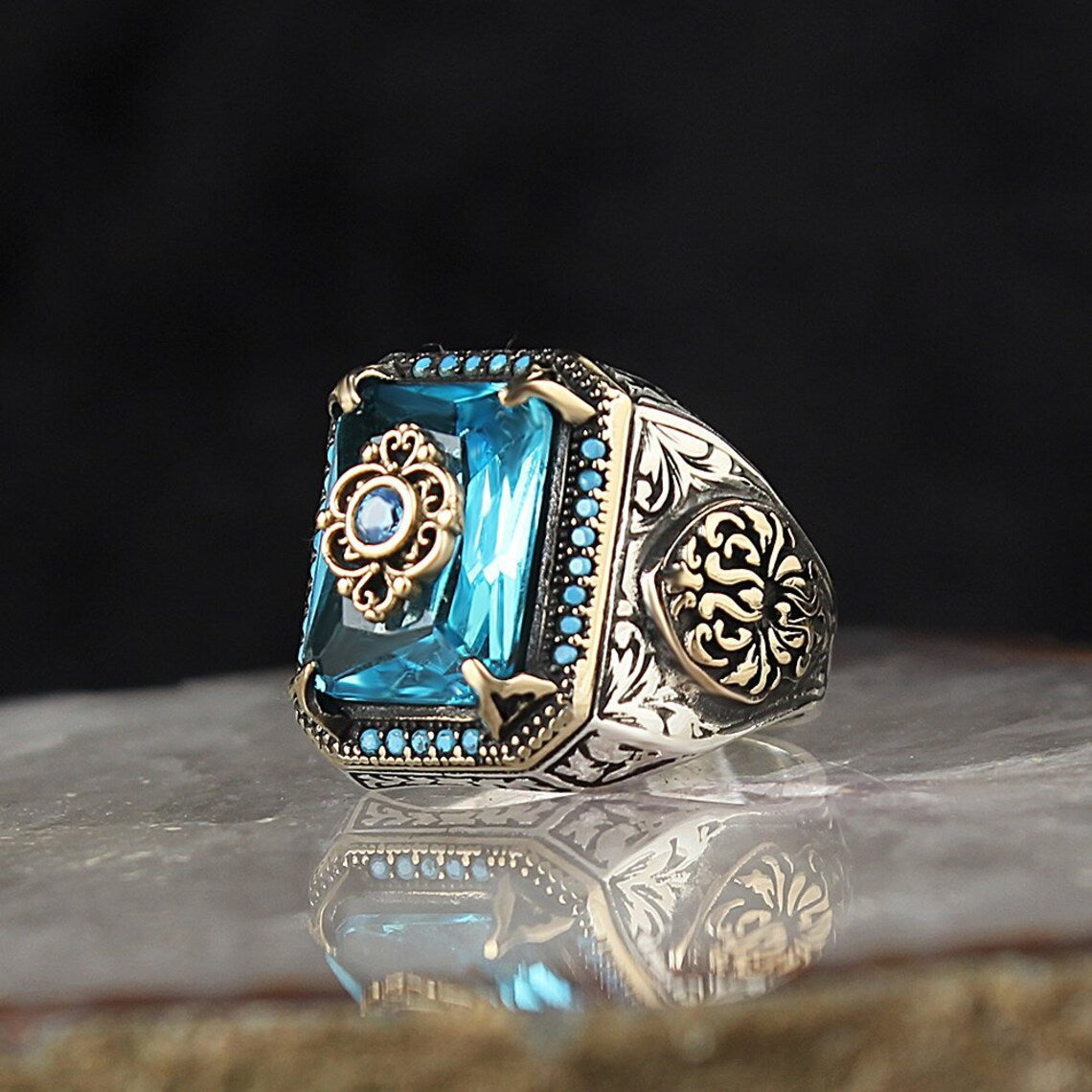 Vintage Tribal Texture Inlaid Aquamarine Zircon Ring