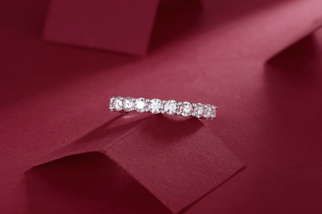 A Fleeting Glimpse - A Wedding Ring Set With Top-quality Moissan S925 Silver And Platinum-plated Diamond Can Be Inspected With A Diamond Pen