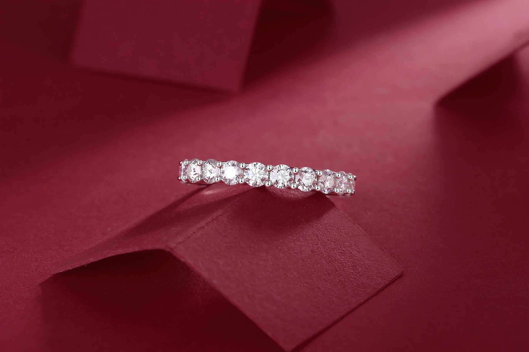 A Fleeting Glimpse - A Wedding Ring Set With Top-quality Moissan S925 Silver And Platinum-plated Diamond Can Be Inspected With A Diamond Pen