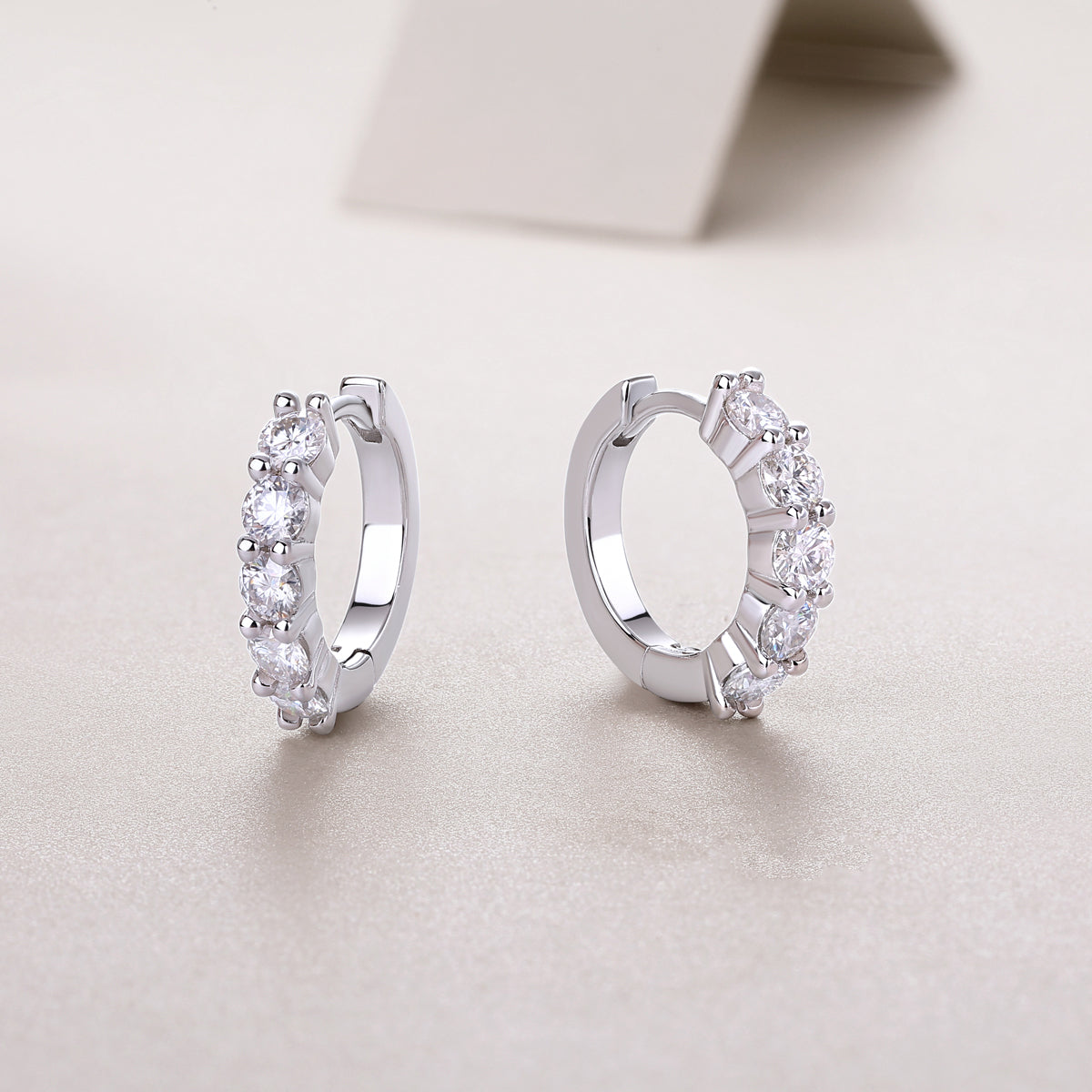Dawn - Earrings Set With 0.1-carat Top-quality Moissanite S925 Silver And Platinum-plated Stud Earrings, A Fashionable And Trendy Accessory, Can Be Tested With A Diamond Pen