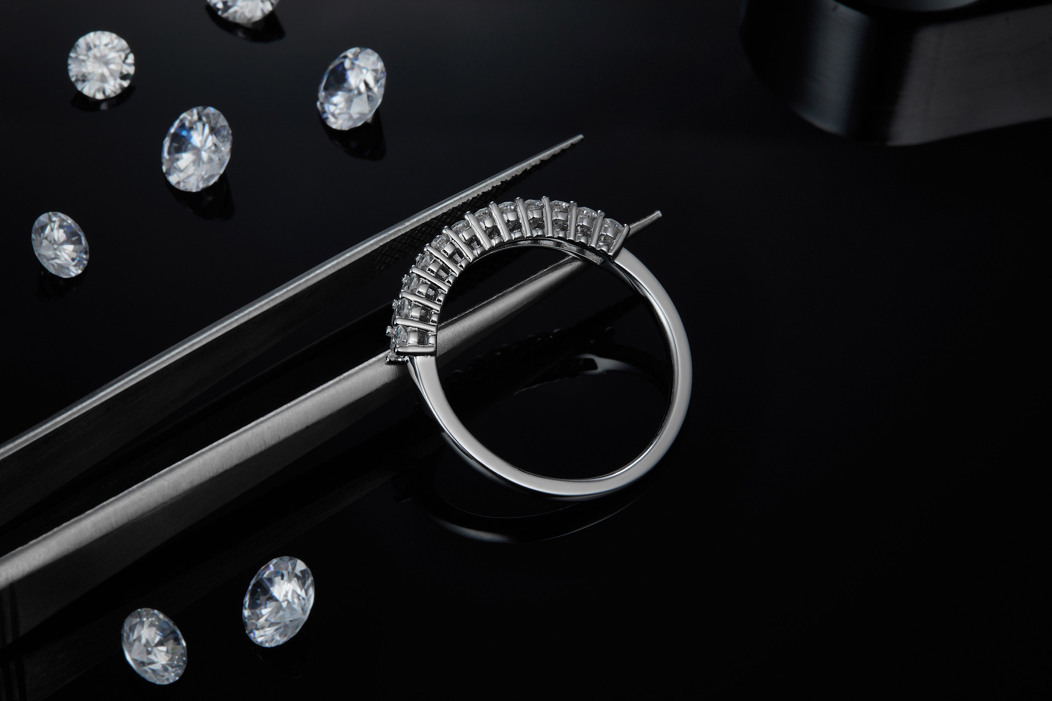 Light And Shadow Bloom - A Wedding Ring Set With Top-quality Moissanite S925 Silver And Platinum-plated Diamond Can Be Inspected With A Diamond Pen