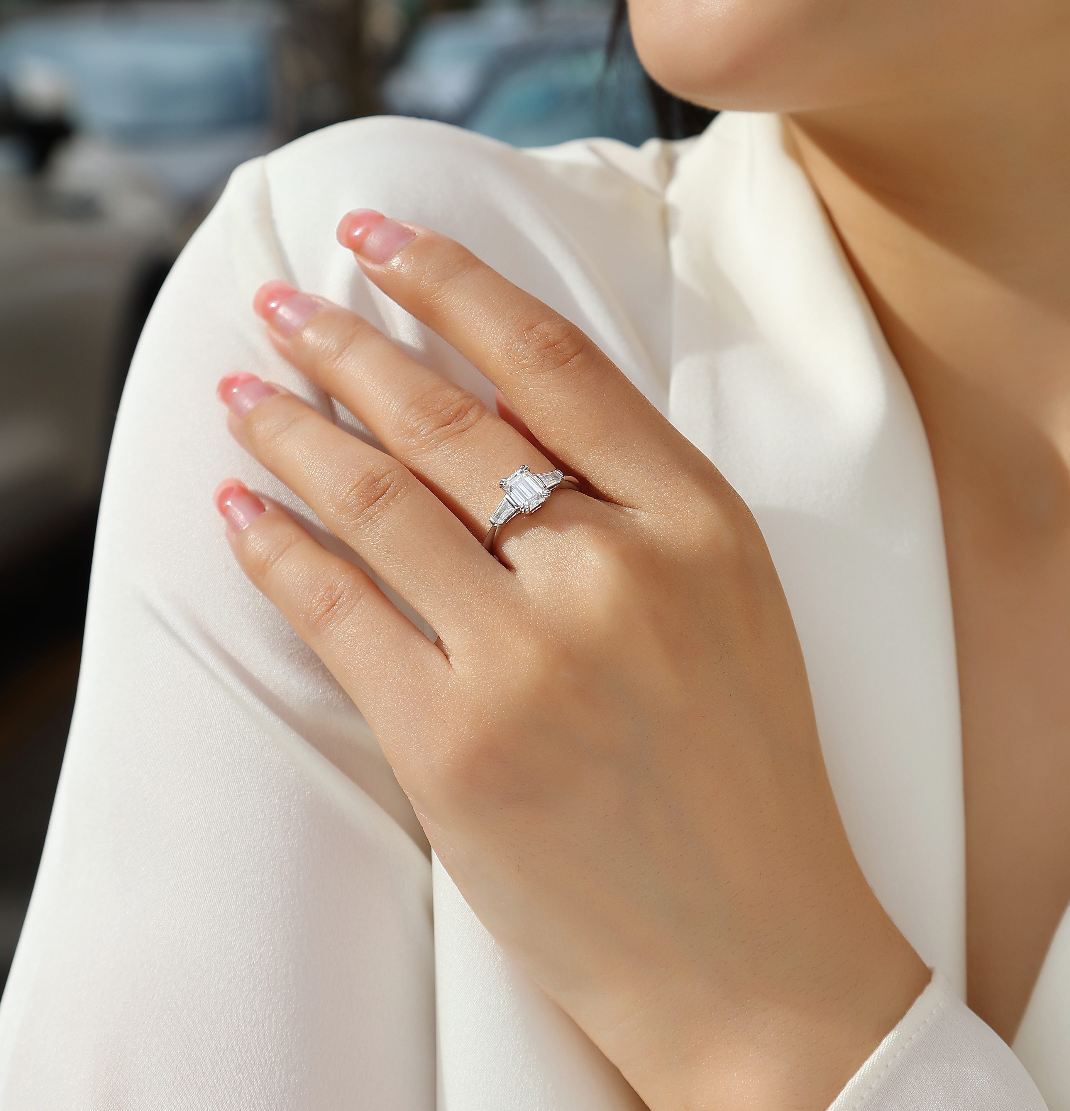 Contract - Set With Top-quality Moissanite S925 Silver And Platinum-plated Diamond Wedding Ring. The Ring Can Be Tested With A Diamond Pen In Gold And Rose Gold