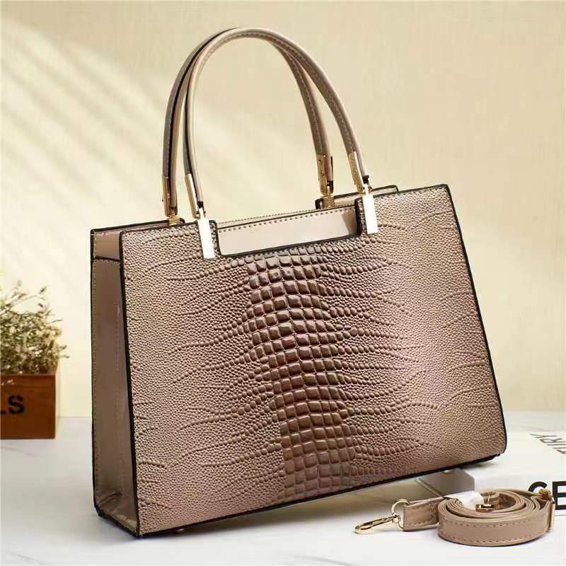 Crocodile Pattern Shoulder Crossbody Handbag