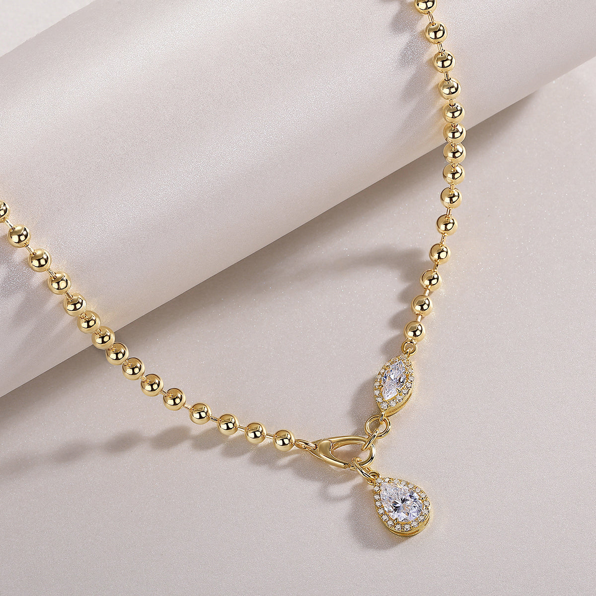 Pear-Shaped Moissanite Pendant Necklace – S925 Silver Gold Plated