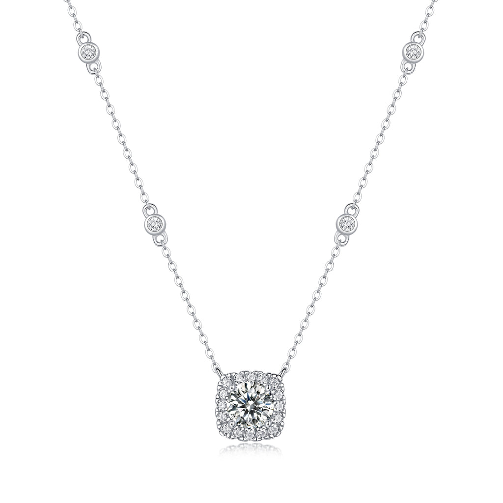The Fate In Dreams - A Fashionable And Trendy Necklace Pendant Set With Top-quality Moissanite S925 Silver And Platinum Plating Can Be Tested With A Diamond Pen