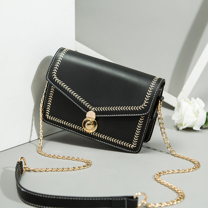 Ladies' New Trendy All-match Chain Messenger Bag