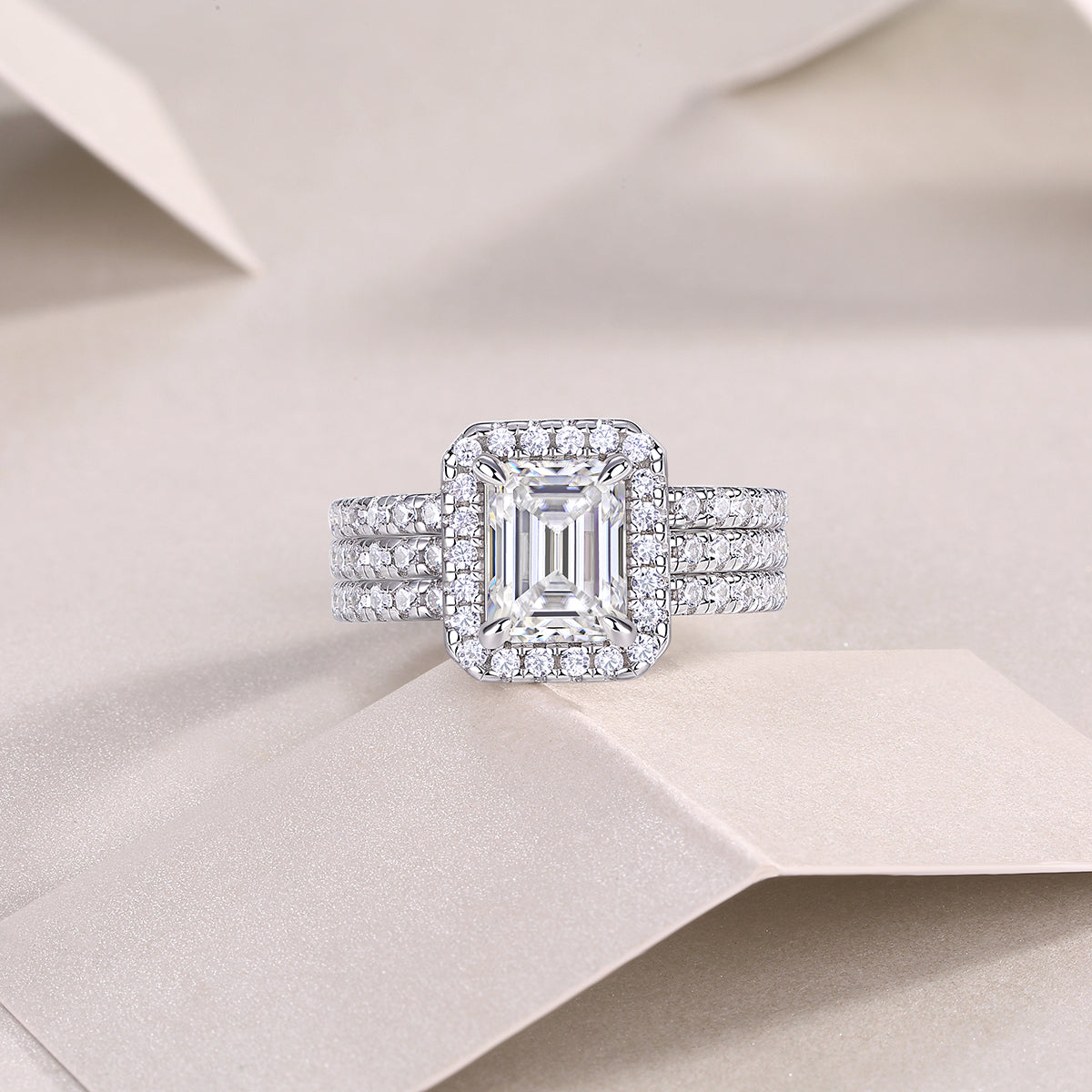 Simple And Elegant - Set With Top-quality Moissanite S925, Silver And Platinum-plated Diamond Wedding Ring. The Ring Can Be Inspected With A Diamond Pen