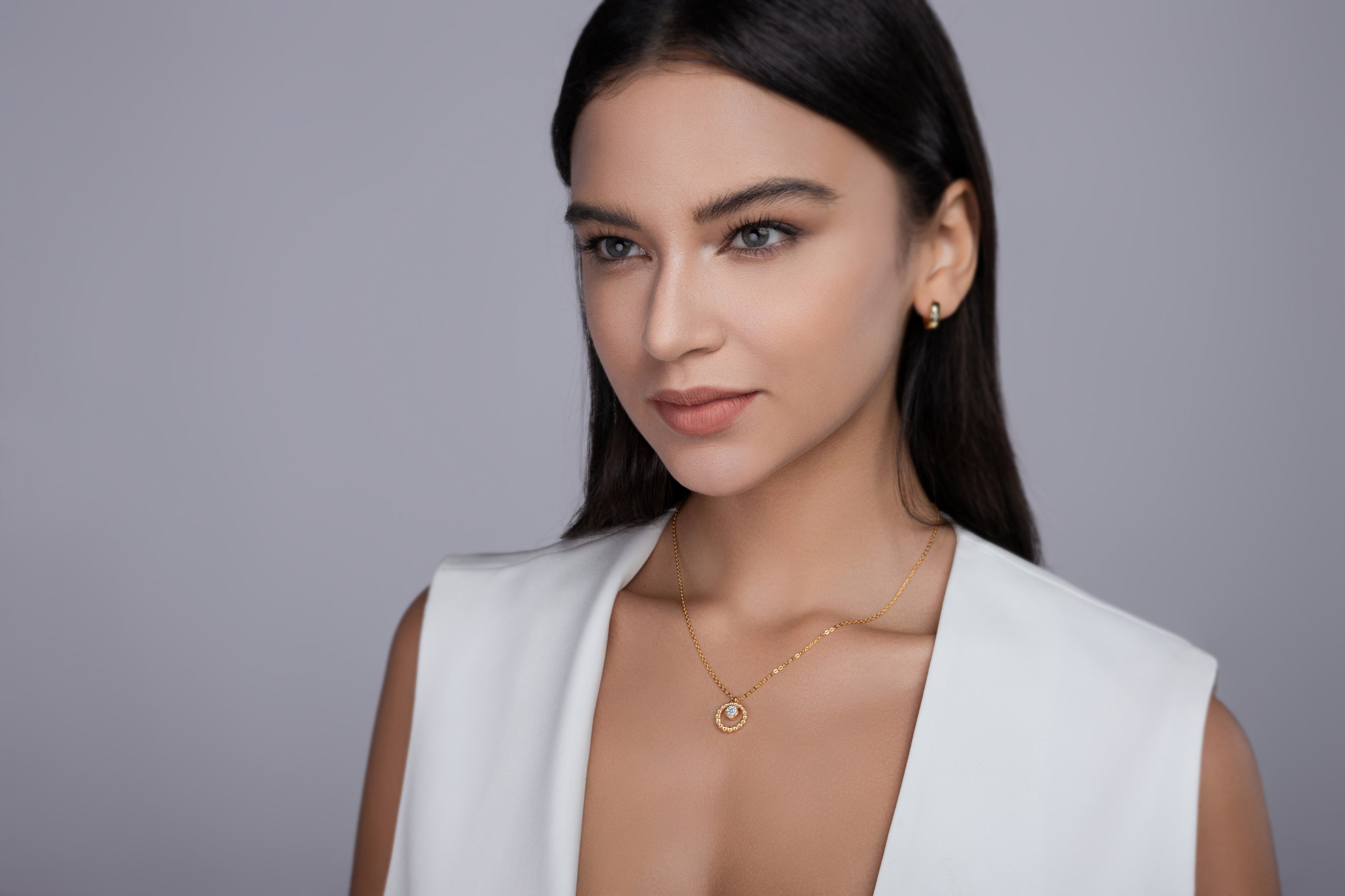 Moon Pearl - A Fashionable And Trendy Necklace Pendant Set With Top-quality Moissanite S925 Silver And Gold-plated. It Can Be Tested With A Diamond Pen