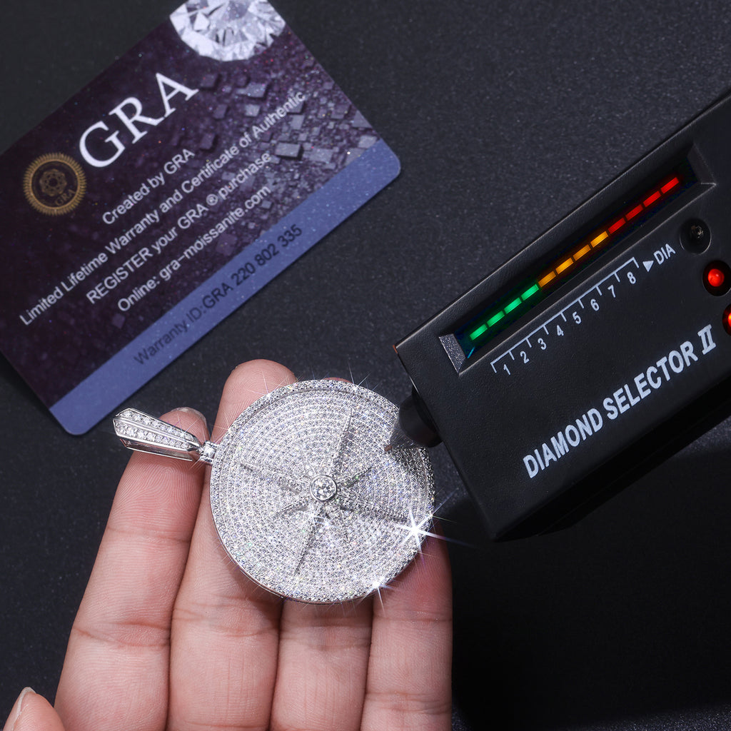 Round And Dazzling - A Fashionable And Trendy Necklace Pendant Set With Top-quality Moissanite S925 Silver And Platinum-plated. It Can Be Tested With A Diamond Pen