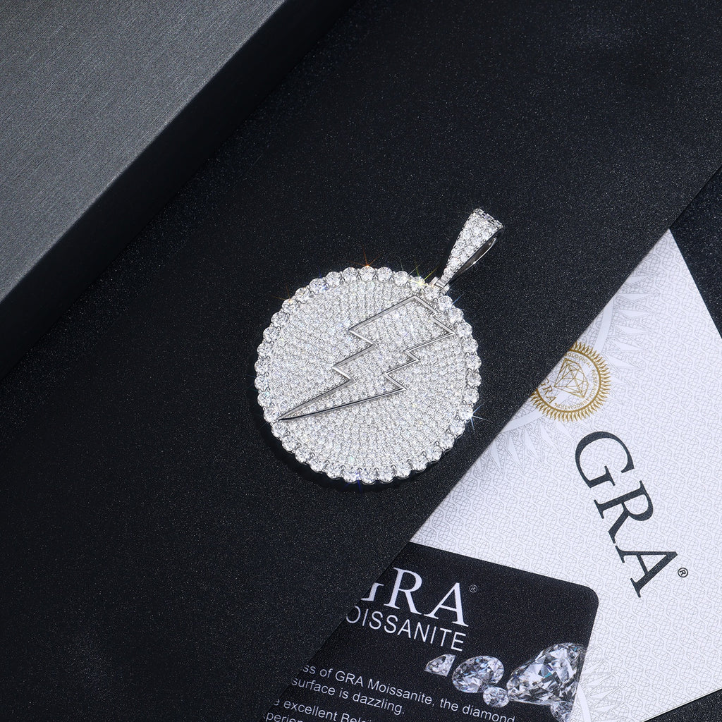 The Glory Of Thunder - A Fashionable And Trendy Necklace Pendant Set With Top-quality Moissanite S925 Silver And Platinum Plating Can Be Tested With A Diamond Pen
