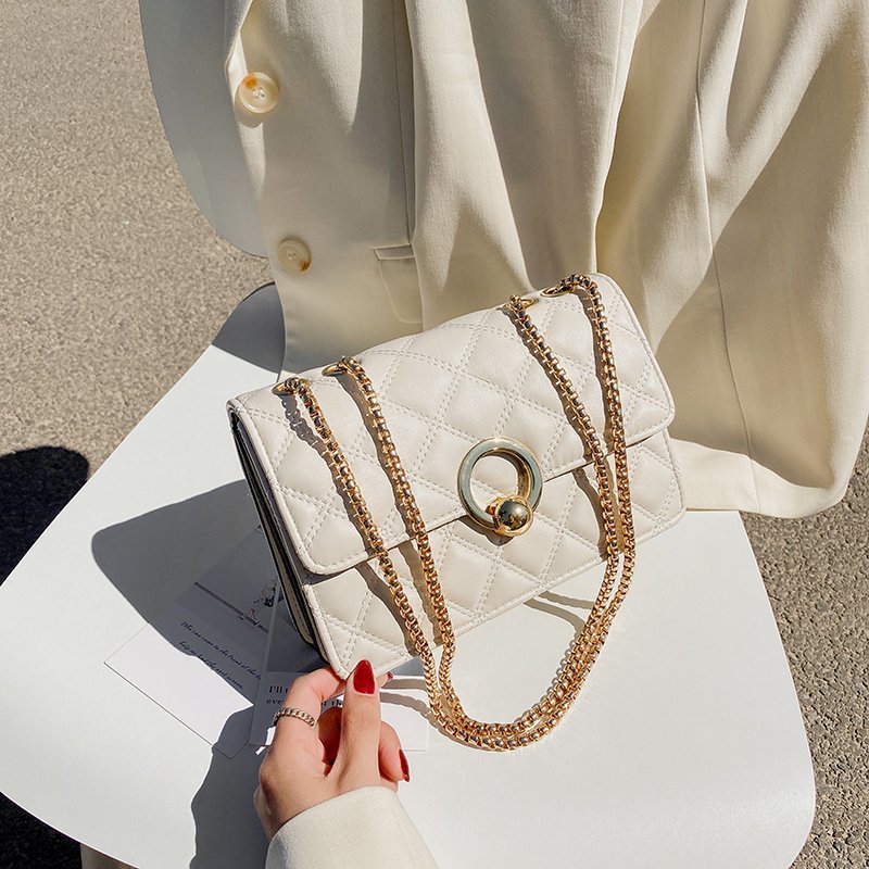 Small  Fashion Chain Rhombus Casual All-match  Ladies Trendy Messenger Bag