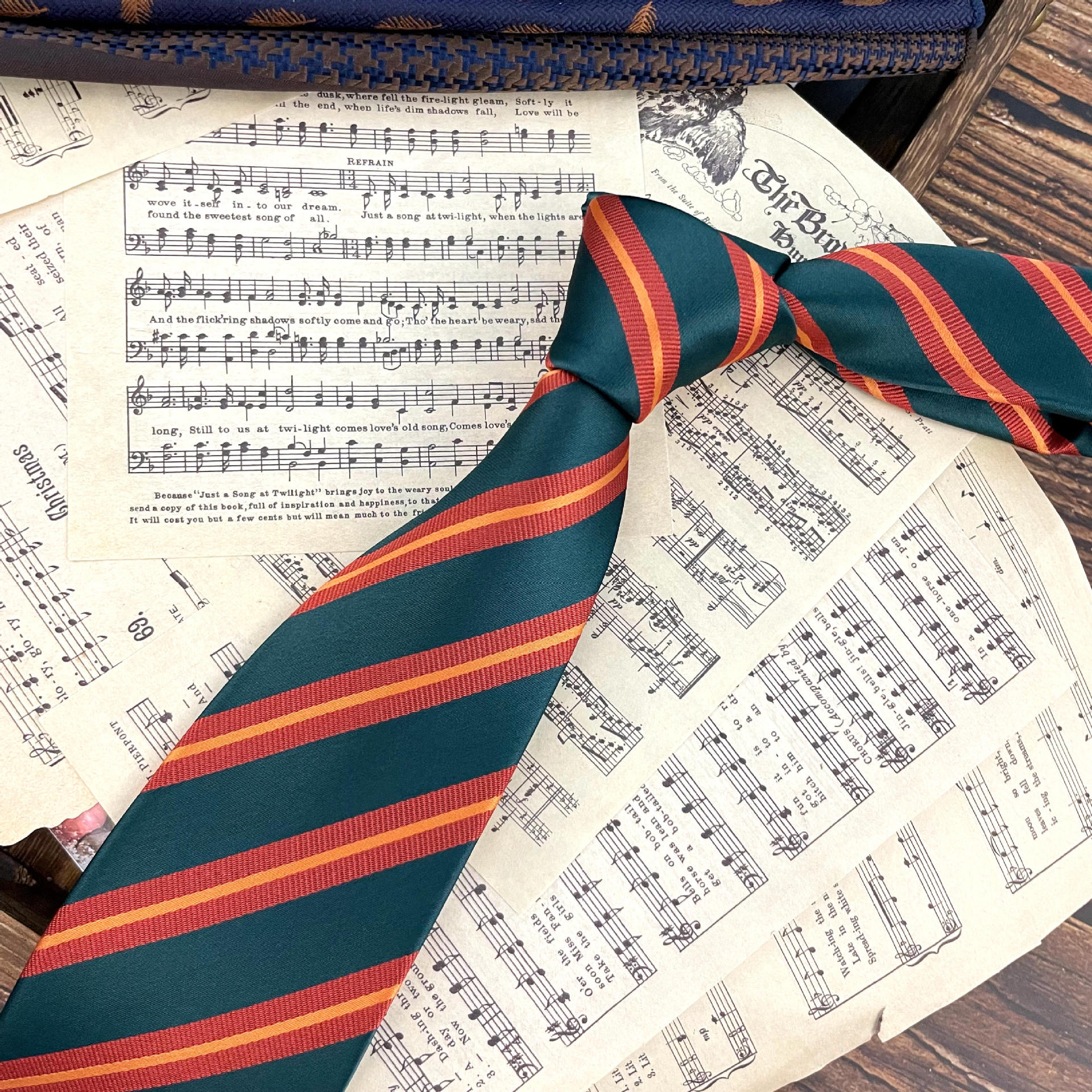 Retro Coffee Color Orange Red Striped Tie Hand Hit 8CM