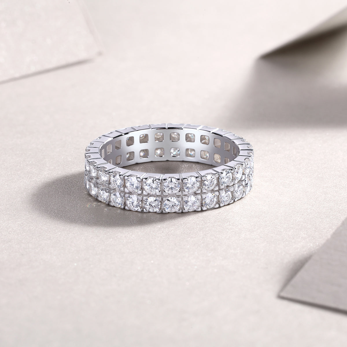 Crystal Love - A Wedding Ring Set With Top-quality Moissanite S925 Silver And Platinum-plated Diamond. The Ring Can Be Inspected With A Diamond Pen