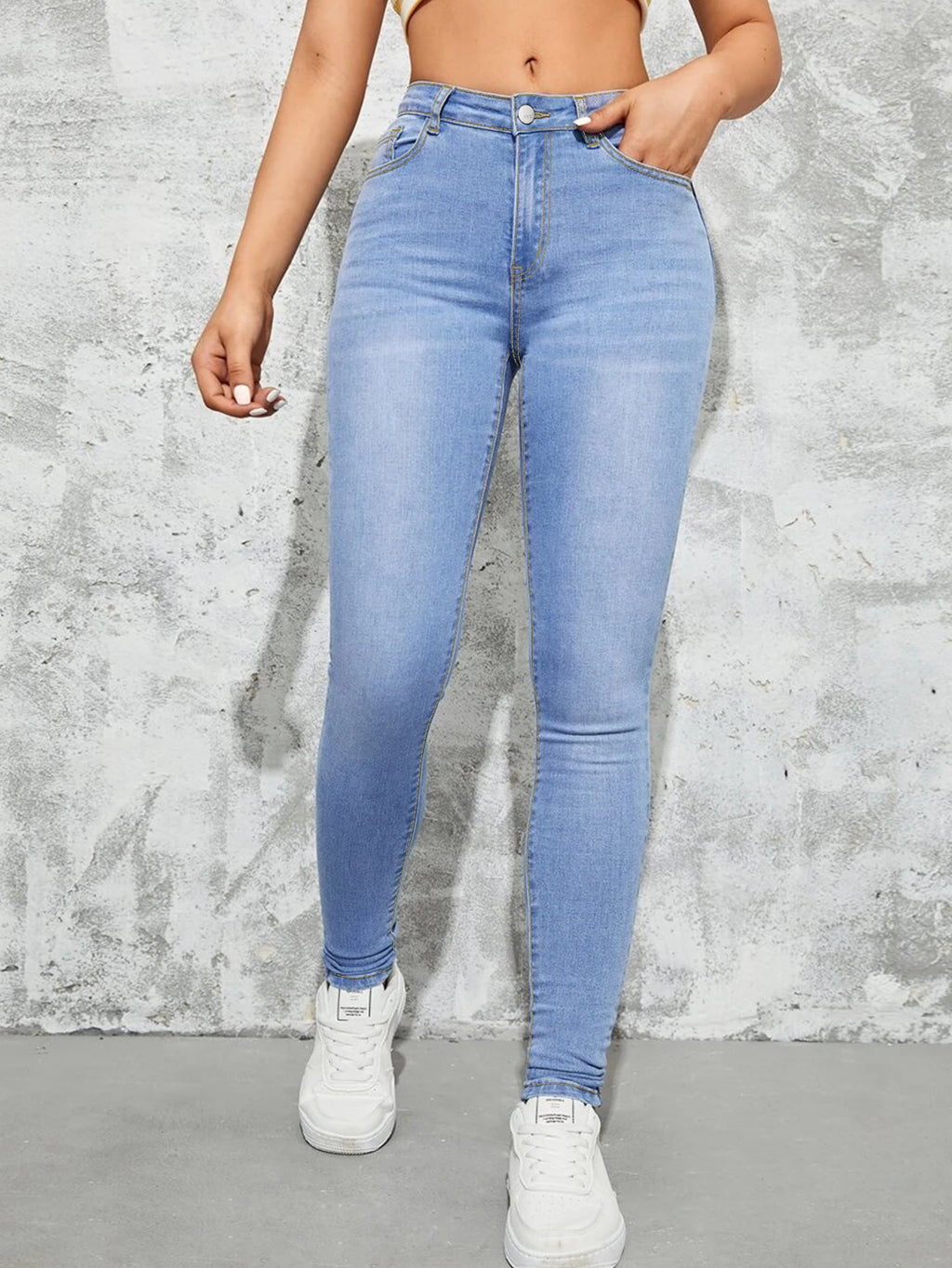 High-waisted Form-fitting Stretchy Skinny Pants