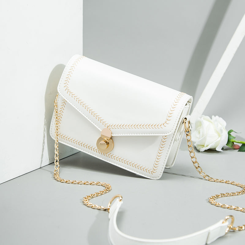 Ladies' New Trendy All-match Chain Messenger Bag