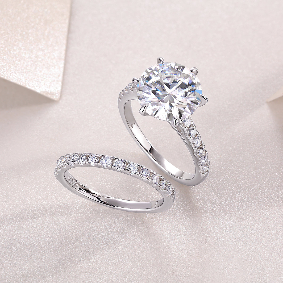 Star Double Dance - A 5-carat S925 Silver Diamond Ring Set With Top-quality Moissanite And Platinum Plating. The Wedding Ring Can Be Inspected With A Diamond Pen