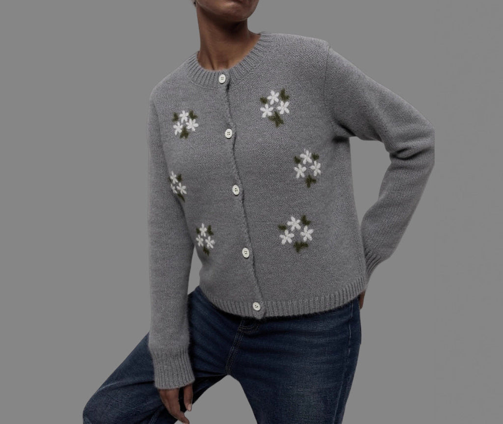 Round Neck Embroidered Knitted Cardigan Sweater Coat