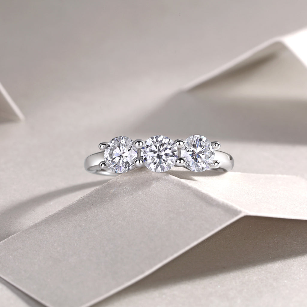 A Love Reborn Three Times - A Wedding Ring Set With 0.5-carat Top-quality Moissanite S925 Silver And Platinum-plated Diamond. The Ring Can Be Tested With A Diamond Pen In Gold And Rose Gold