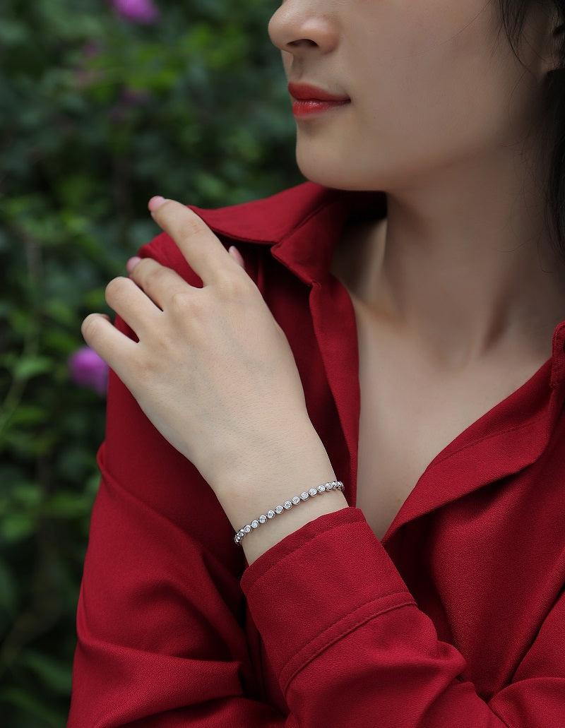 Galaxy Dream - A Luxurious And Fashionable Light Luxury Jewelry Silver Bracelet Set With Top-quality Moissanite, S925 Silver-plated Platinum