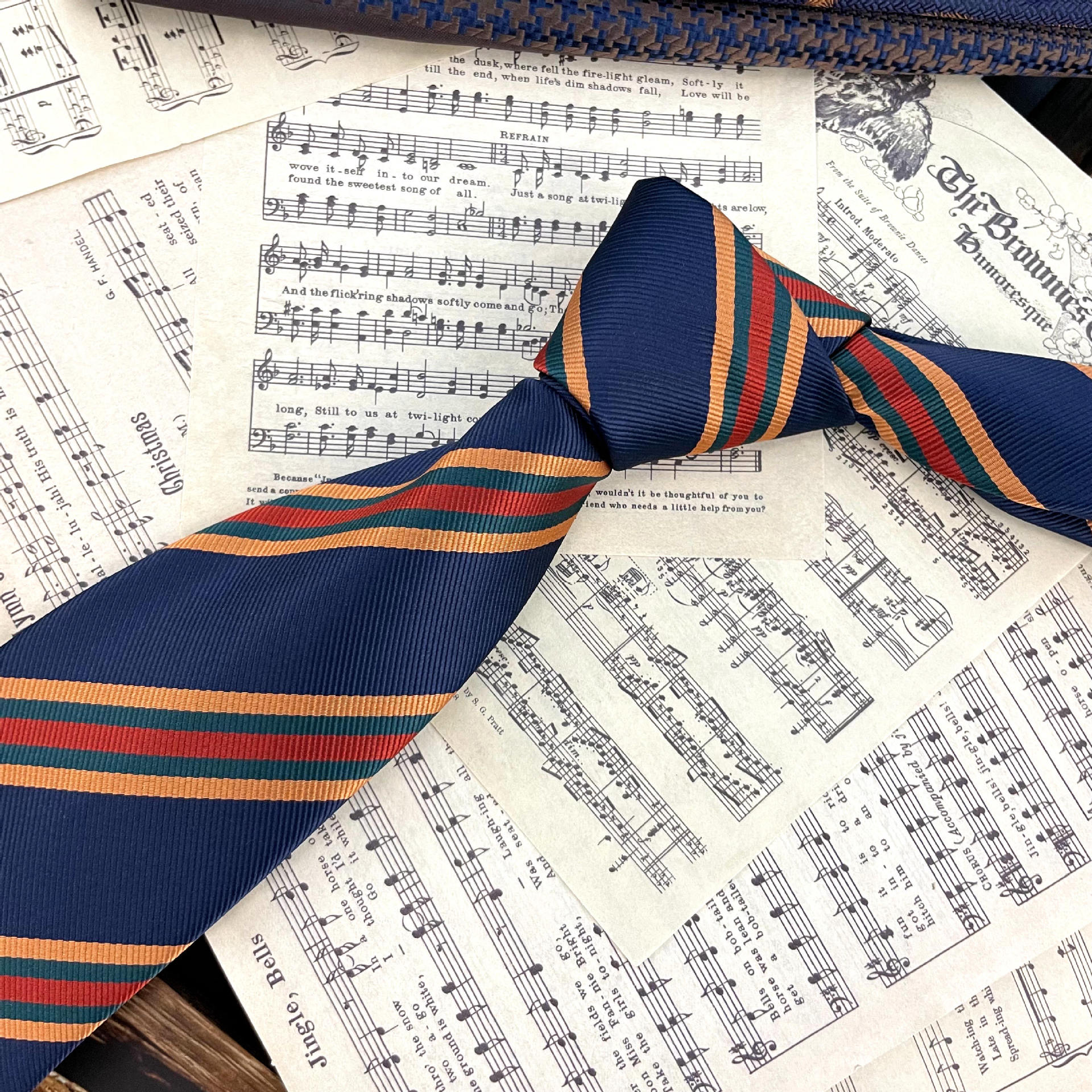 Retro Coffee Color Orange Red Striped Tie Hand Hit 8CM
