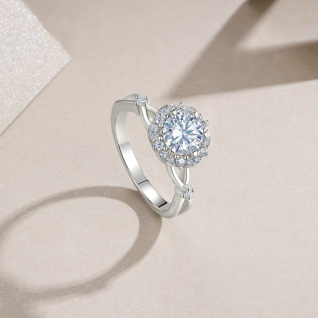 1-carat Luxury And Fashionable Light Luxury Jewelry Silver Ring Set With Top-quality Moissanite, S925 Silver Plated Platinum