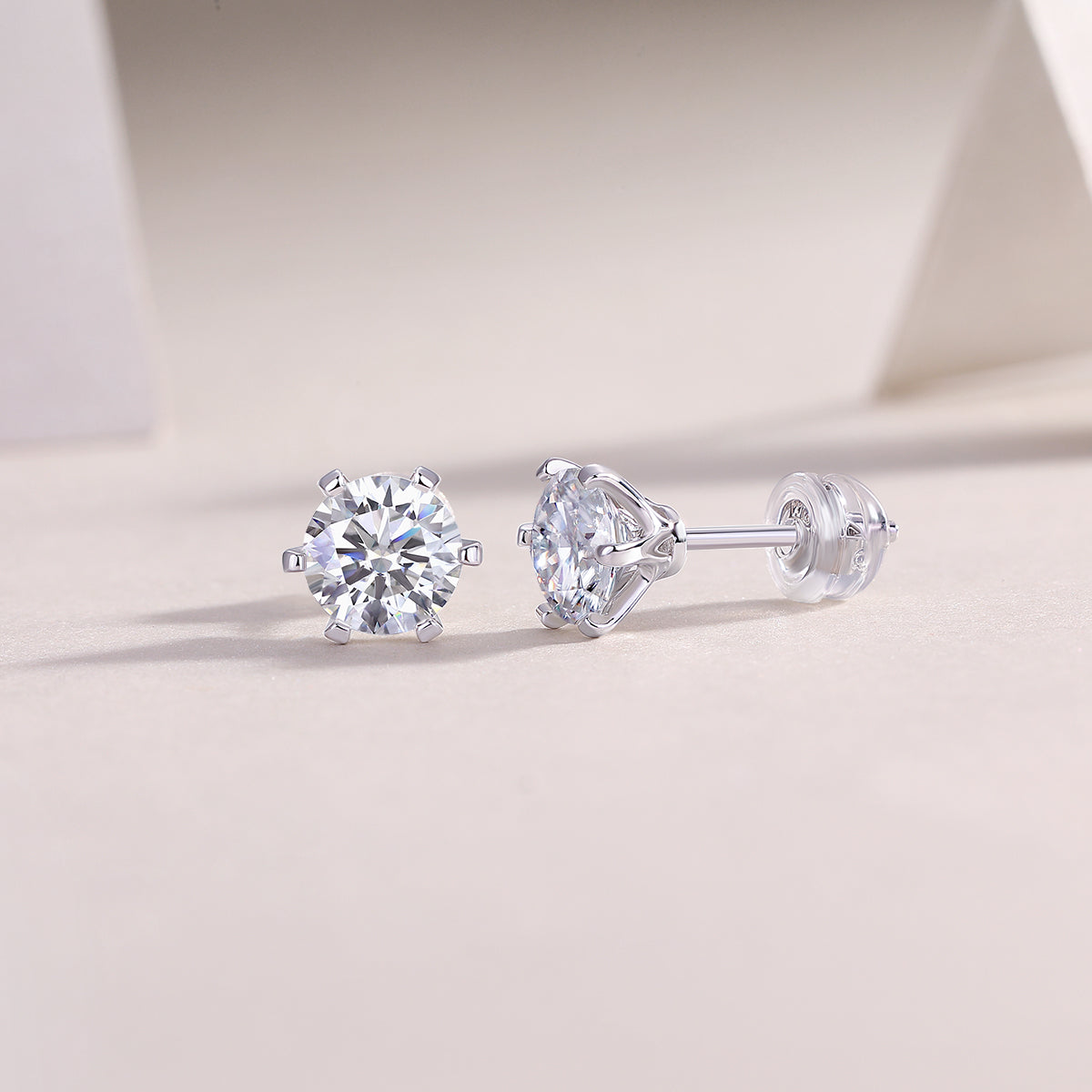 Quiet - Set With 1-carat Top-quality Moissanite S925 Silver And Platinum-plated Stud Earrings, A Fashionable And Trendy Accessory That Can Be Tested With A Diamond Pen
